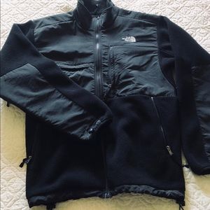 Men’s North Face Denali Jacket size Large